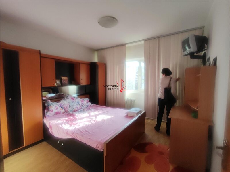 Obor, decomandat, hol H, bloc 86, la 5 min. de metrou Obor.